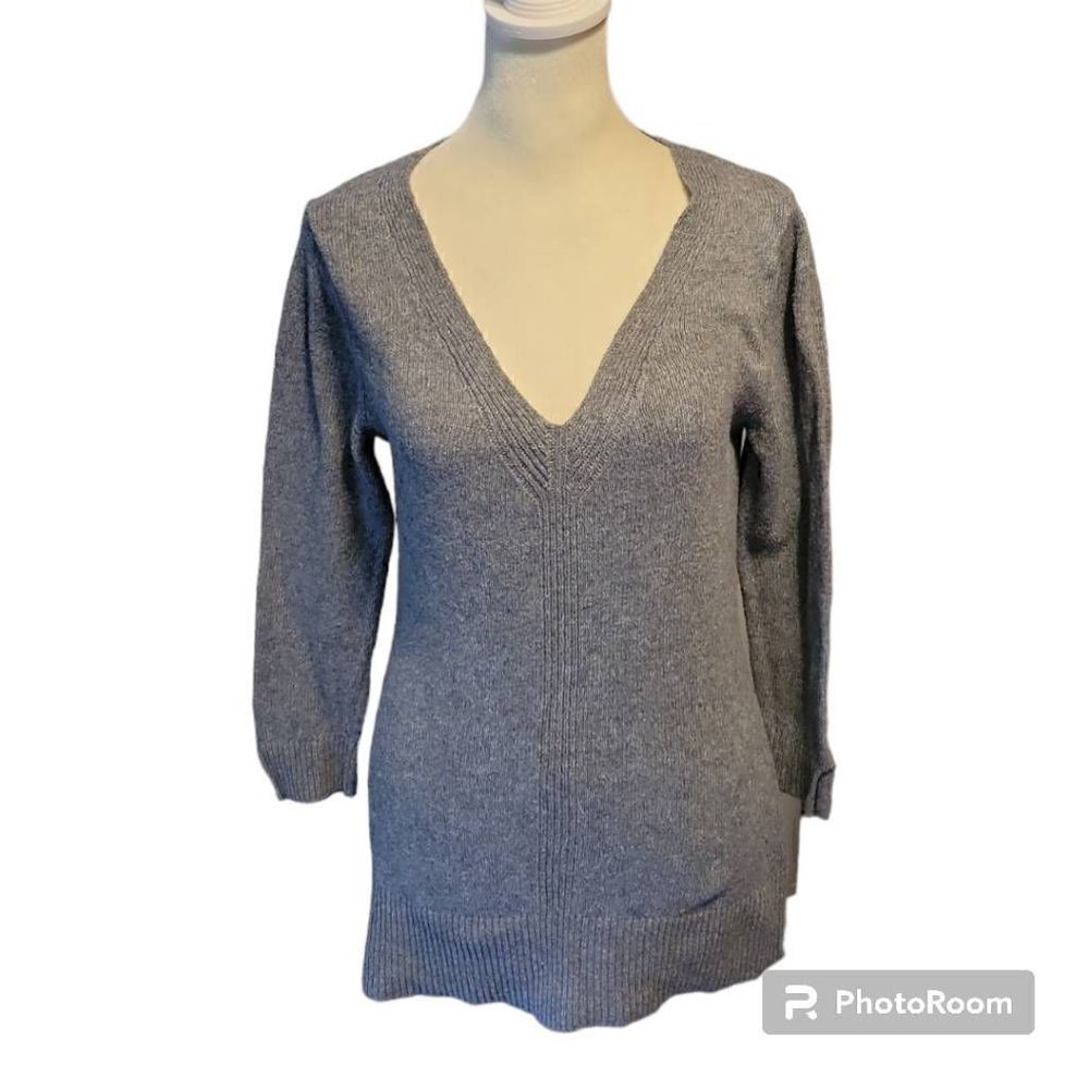 Banana Republic Grey Women's V-neck Sweater Size Small